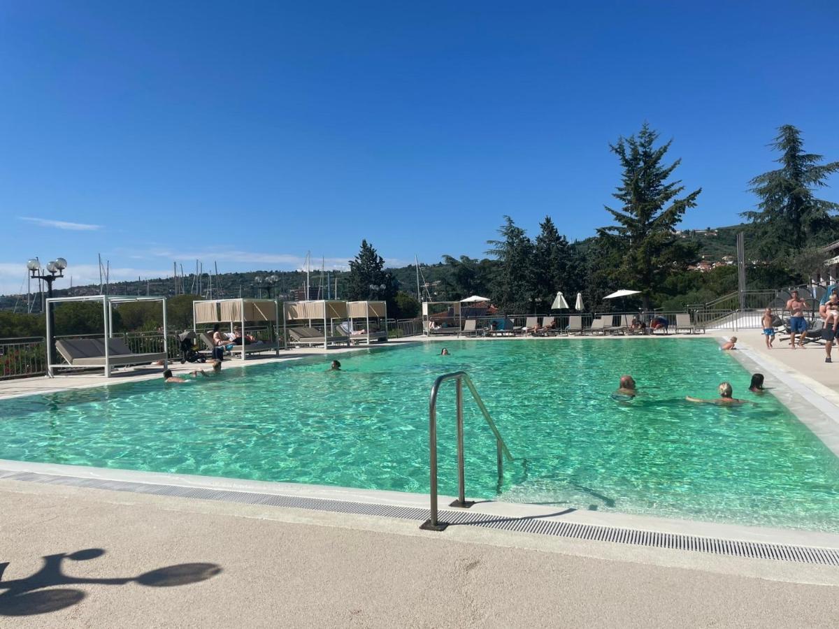 Floating Sea House Miramare Villa Portorož Buitenkant foto